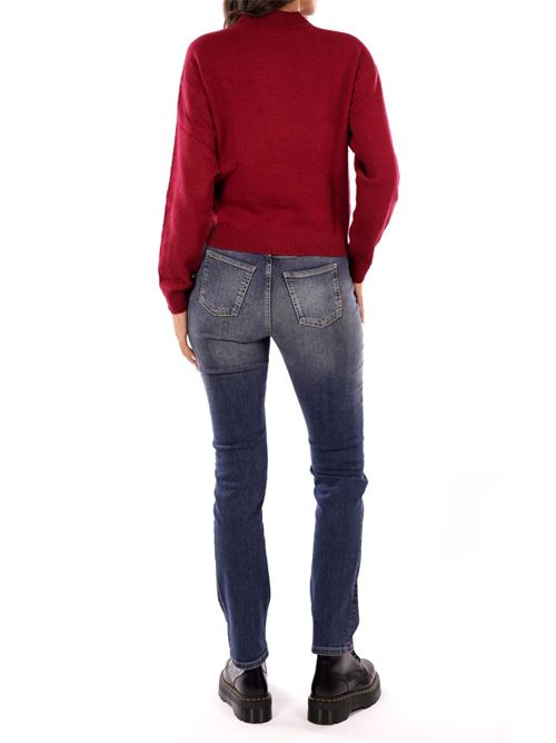  YES ZEE | M003 BT00/0562